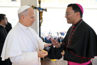 12-Aux participants au Jubilé du Monde Éducatif (Rencontre avec les éducateurs)
