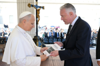 13-Aux participants au Jubilé du Monde Éducatif (Rencontre avec les éducateurs)