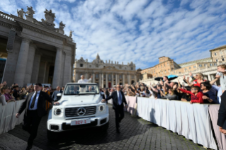 22-Aux participants au Jubilé du Monde Éducatif (Rencontre avec les éducateurs)