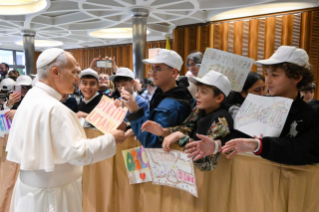 3-Aos estudantes participantes no Jubileu do Mundo Educativo