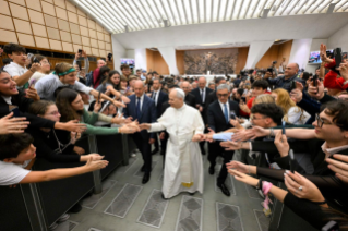 20-Aos estudantes participantes no Jubileu do Mundo Educativo