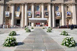 25-XXIX domenica del Tempo Ordinario – Santa Messa e canonizzazione