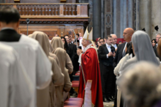 3-Santa Missa em sufrágio do Papa Francisco e dos cardeais e bispos falecidos durante o ano