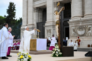 5-Solennité du Corps et du Sang du Christ - Messe, procession et bénédiction eucharistique