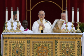 24-Solennité du Corps et du Sang du Christ - Messe, procession et bénédiction eucharistique