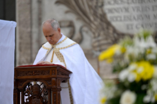 36-Solennité du Corps et du Sang du Christ - Messe, procession et bénédiction eucharistique