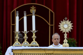 39-Solennité du Corps et du Sang du Christ - Messe, procession et bénédiction eucharistique