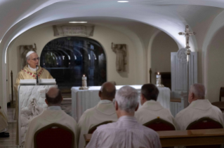 6-Santa Messa nella Cripta della Basilica di San Pietro