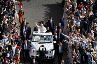 2-V Domingo de Pascua – Celebración Eucarística por el inicio del ministerio petrino del obispo de Roma León XIV