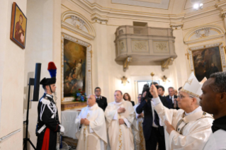 9-Santa Messa presso la Cappella della Stazione dei Carabinieri di Castel Gandolfo 