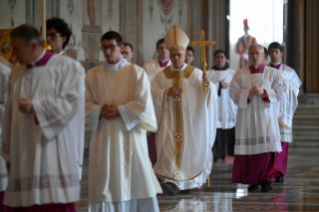 16-Holy Mass <i>pro Ecclesia</i> celebrated by the Roman Pontiff Leo XIV with the Cardinals
