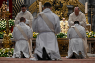 32-Messe avec ordinations sacerdotales