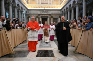 16-Visita al Sepulcro de San Pablo