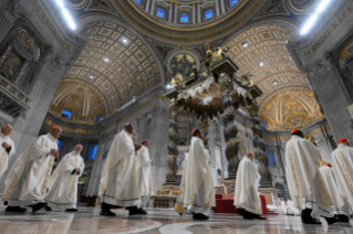 5-Weekday of the Christmas Season: 8 January &ndash; Holy Mass