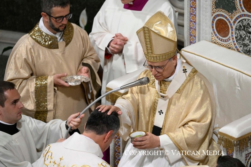 9-Misa con ordenaciones episcopales