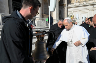 25-Audiencia general