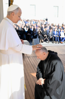 32-Audiencia general