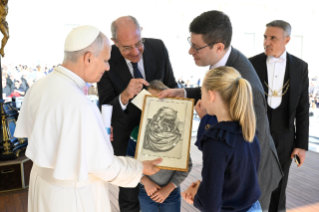 54-Audiencia general