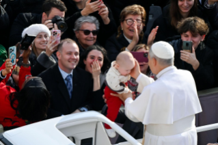 12-Audiencia General