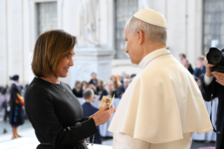 25-Audiencia General