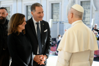 27-Audiencia general