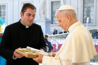 35-Audiencia general