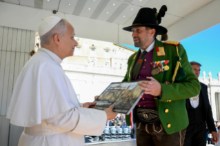 58-Audiencia general