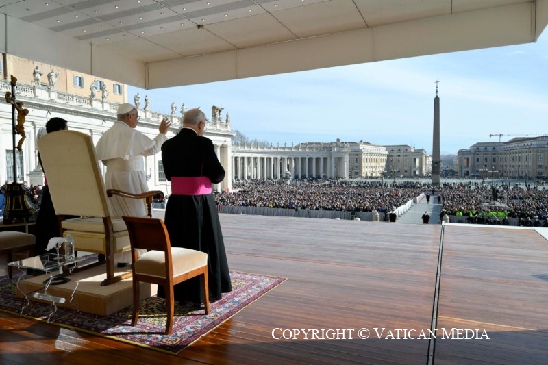 21-Audiencia general