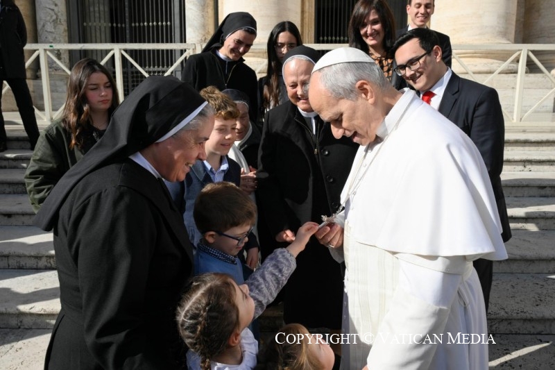 27-Audiencia general