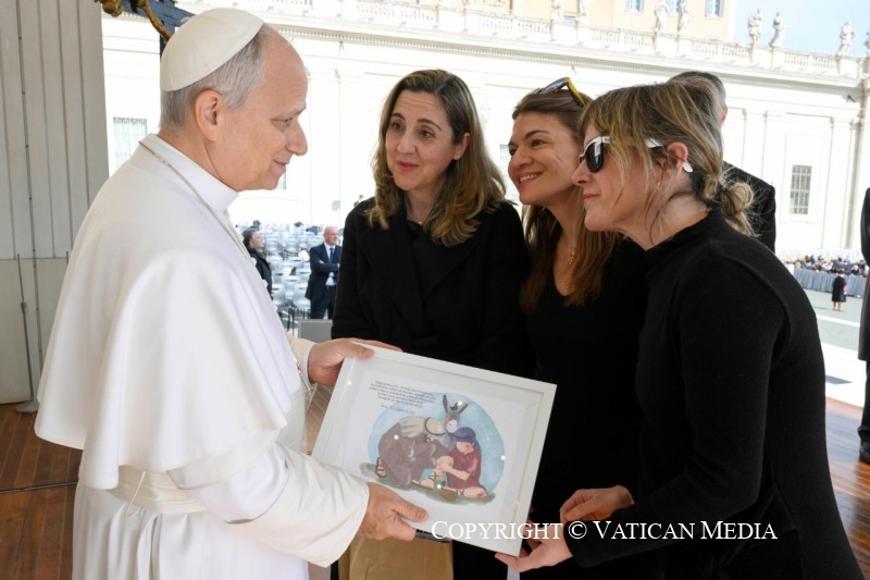 25-Audiencia general