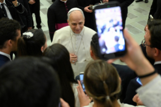 30-Audiencia general