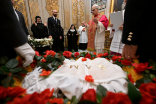 3-Segnung der L&auml;mmer am Gedenktag der hl. Agnes, Jungfrau und M&auml;rtyrerin