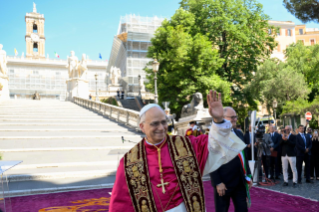 4-Homage of the Mayor and the City of Rome