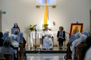 9-الزّيارة الرّسوليّة إلى تركيّا: زيارة إلى دار رعاية المسنّين لراهبات الفقراء الصّغيرات