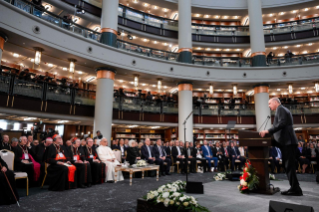 2-Apostolische Reise in die Türkei (Türkiye): Begegnung mit den Behördenvertretern, der Zivilgesellschaft und dem Diplomatischen Korps