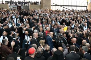 6-الزّيارة الرّسوليّة إلى لبنان: لقاء مع الأساقفة والكهنة والمكرَّسين والمكرّسات والعاملين الرَّعويّين 