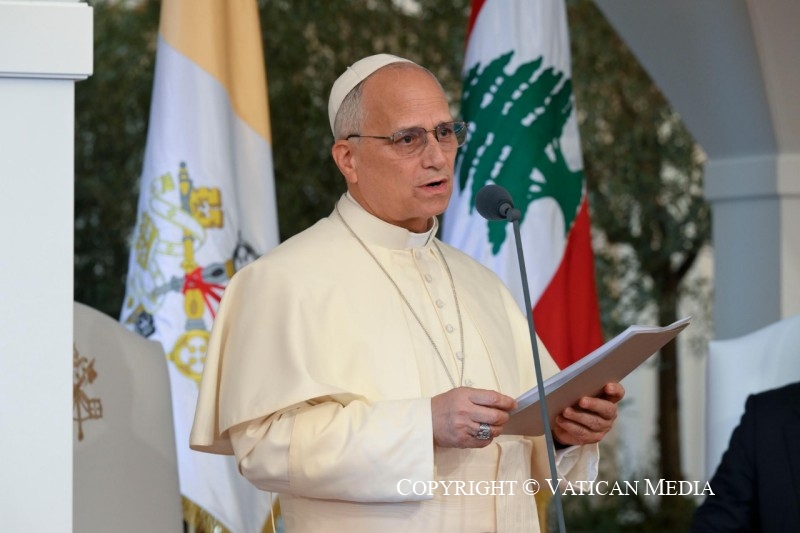 Papa León XIV: Ceremonia de despedida al pontífice en el Aeropuerto Internacional de Beirut (Foto: Vatican Media).