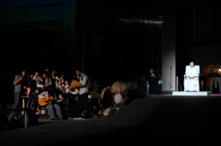 8-Viaje apost&oacute;lico al L&iacute;bano: Encuentro con los j&oacute;venes en la plaza frente al Patriarcado de Antioqu&iacute;a de los maronitas 