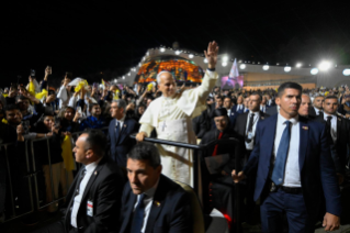 15-Viaje apost&oacute;lico al L&iacute;bano: Encuentro con los j&oacute;venes en la plaza frente al Patriarcado de Antioqu&iacute;a de los maronitas 