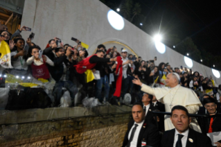 17-Viaje apost&oacute;lico al L&iacute;bano: Encuentro con los j&oacute;venes en la plaza frente al Patriarcado de Antioqu&iacute;a de los maronitas 