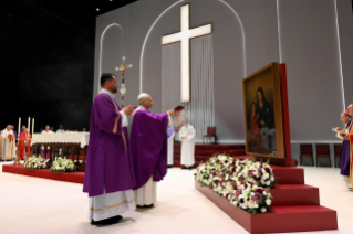 12-Apostolic Journey to Türkiye: Holy Mass