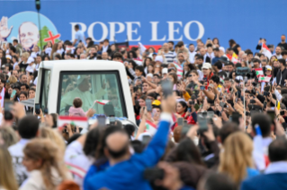 4-Apostolic Journey to Lebanon: Holy Mass