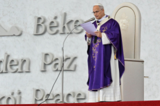 8-Apostolic Journey to Lebanon: Holy Mass