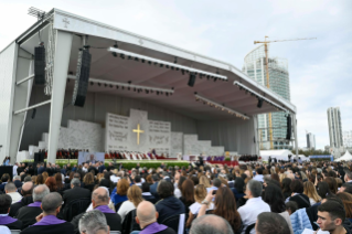 10-Apostolic Journey to Lebanon: Holy Mass