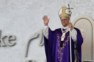 14-Apostolic Journey to Lebanon: Holy Mass