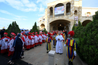 5-Voyage apostolique au Liban : Visite aux op&eacute;rateurs et aux patients de l'h&ocirc;pital &laquo; de la Croix &raquo; (Jal ed Dib)