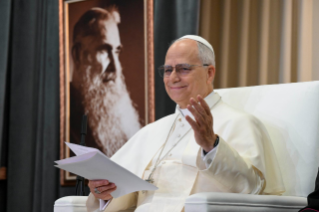 8-Voyage apostolique au Liban : Visite aux op&eacute;rateurs et aux patients de l'h&ocirc;pital &laquo; de la Croix &raquo; (Jal ed Dib)