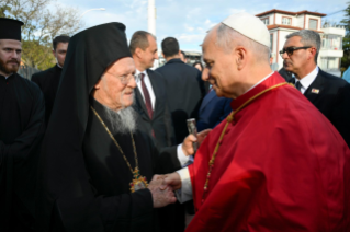 7-Viaje apost&oacute;lico a T&uuml;rkiye: Encuentro ecum&eacute;nico de oraci&oacute;n cerca de las excavaciones arqueol&oacute;gicas de la antigua Bas&iacute;lica de San Ne&oacute;fito en İznik 