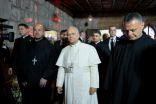 7-Viaggio Apostolico in Libano: Visita e Preghiera sulla Tomba di San Charbel Maklūf  