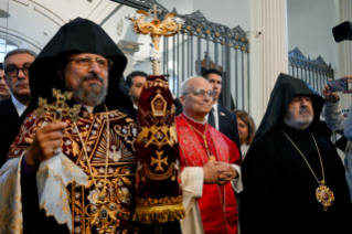0-Apostolic Journey to T&uuml;rkiye: Prayer Visit to the Armenian Apostolic Cathedral